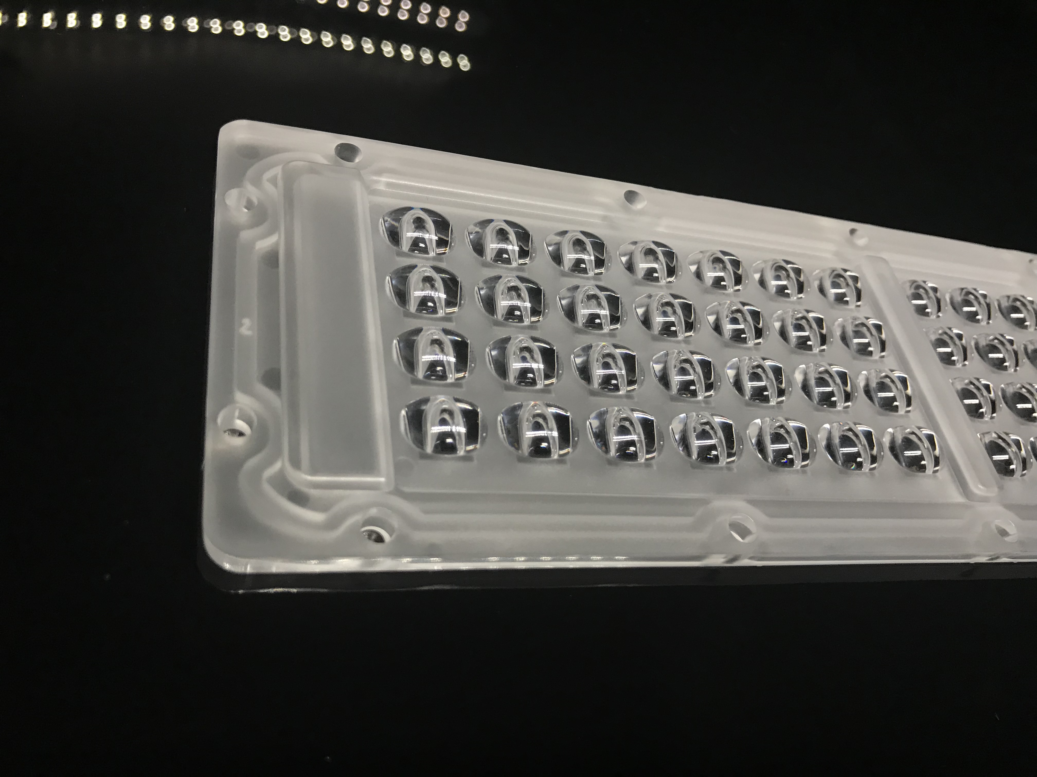 250x74-56H1 Street Light Lens-60×160°