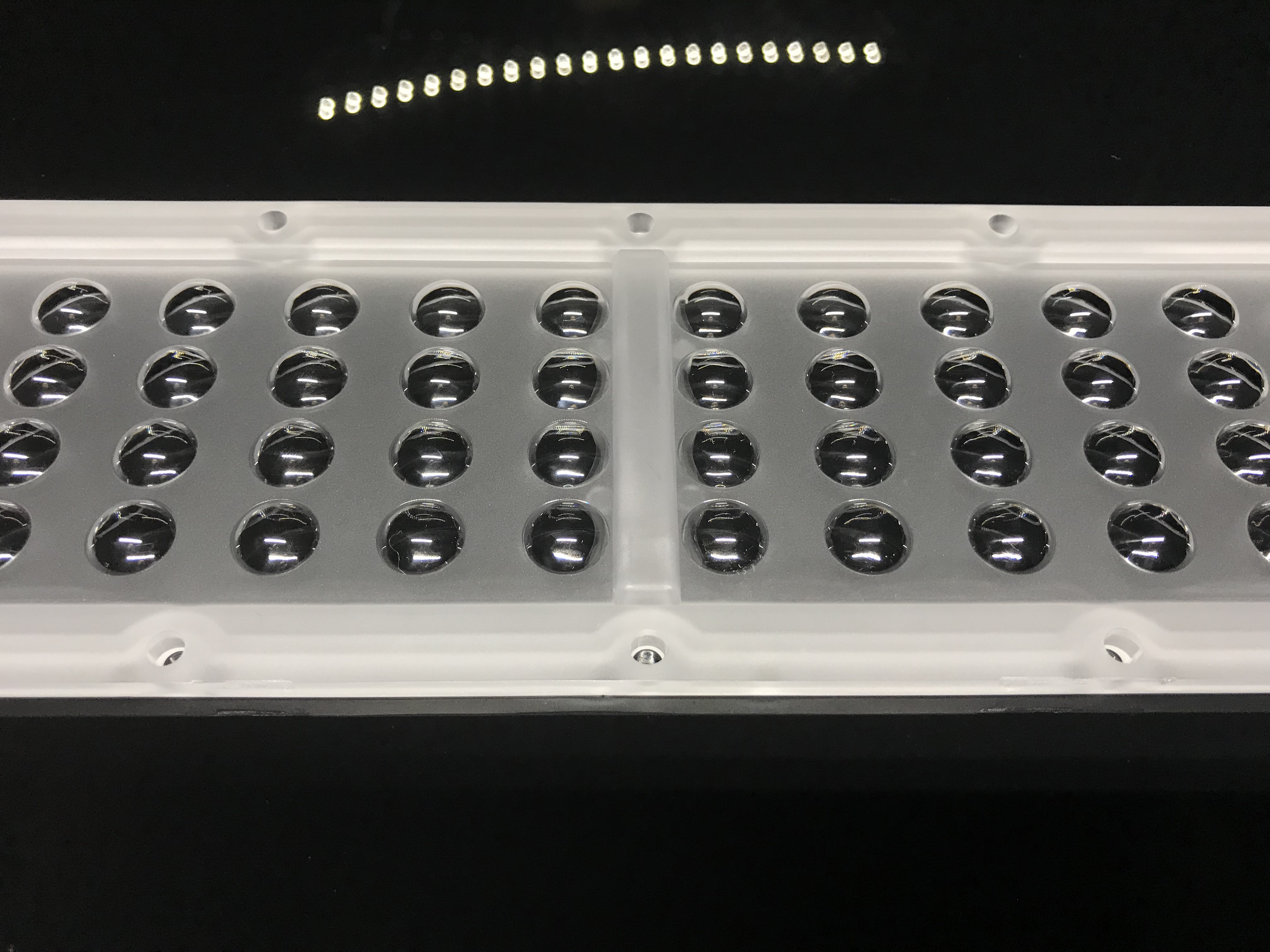250x74-48H1 Street Light Lens-60×150°