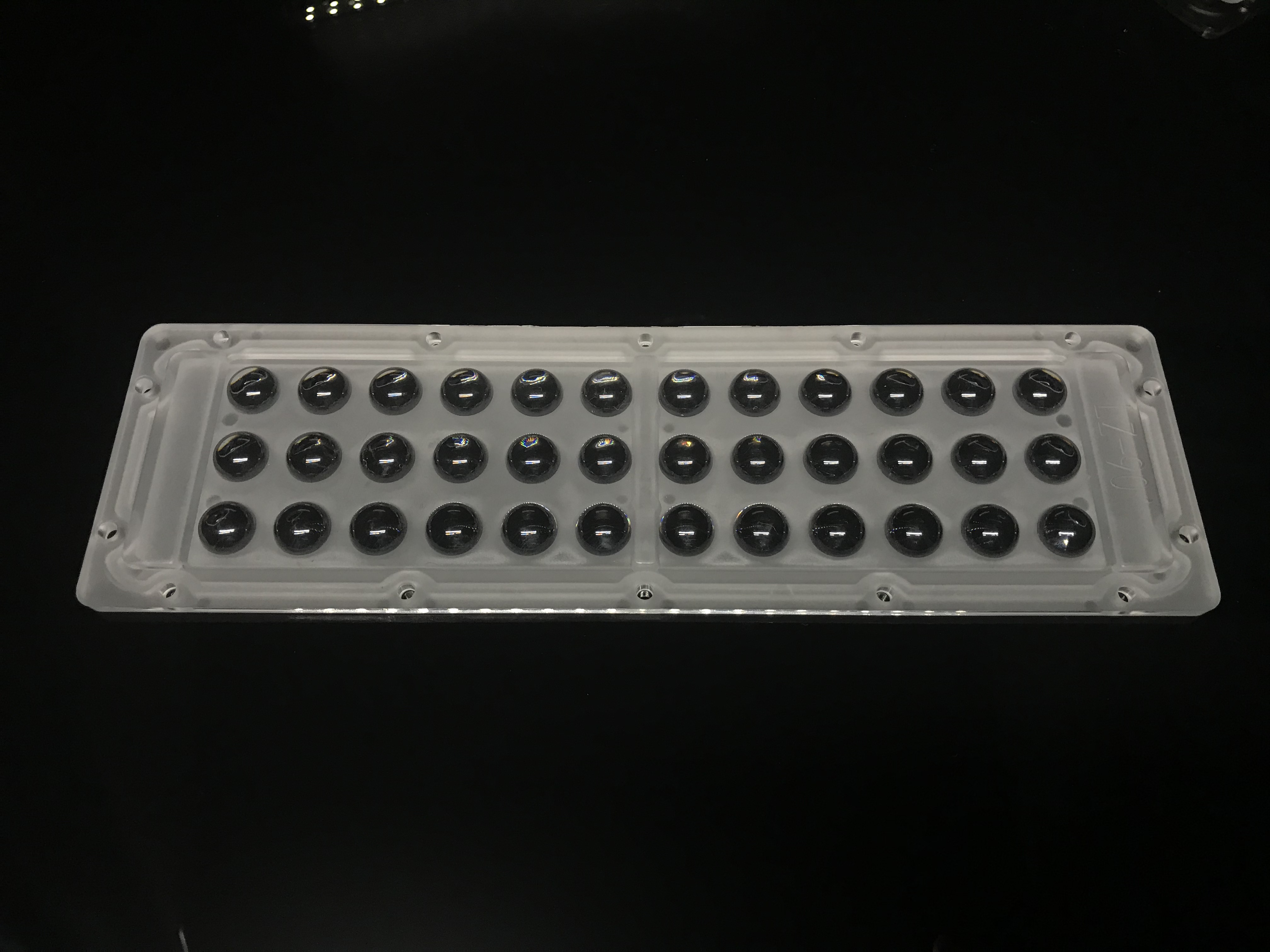 250x74-36H1 Flood Light Lens-90°