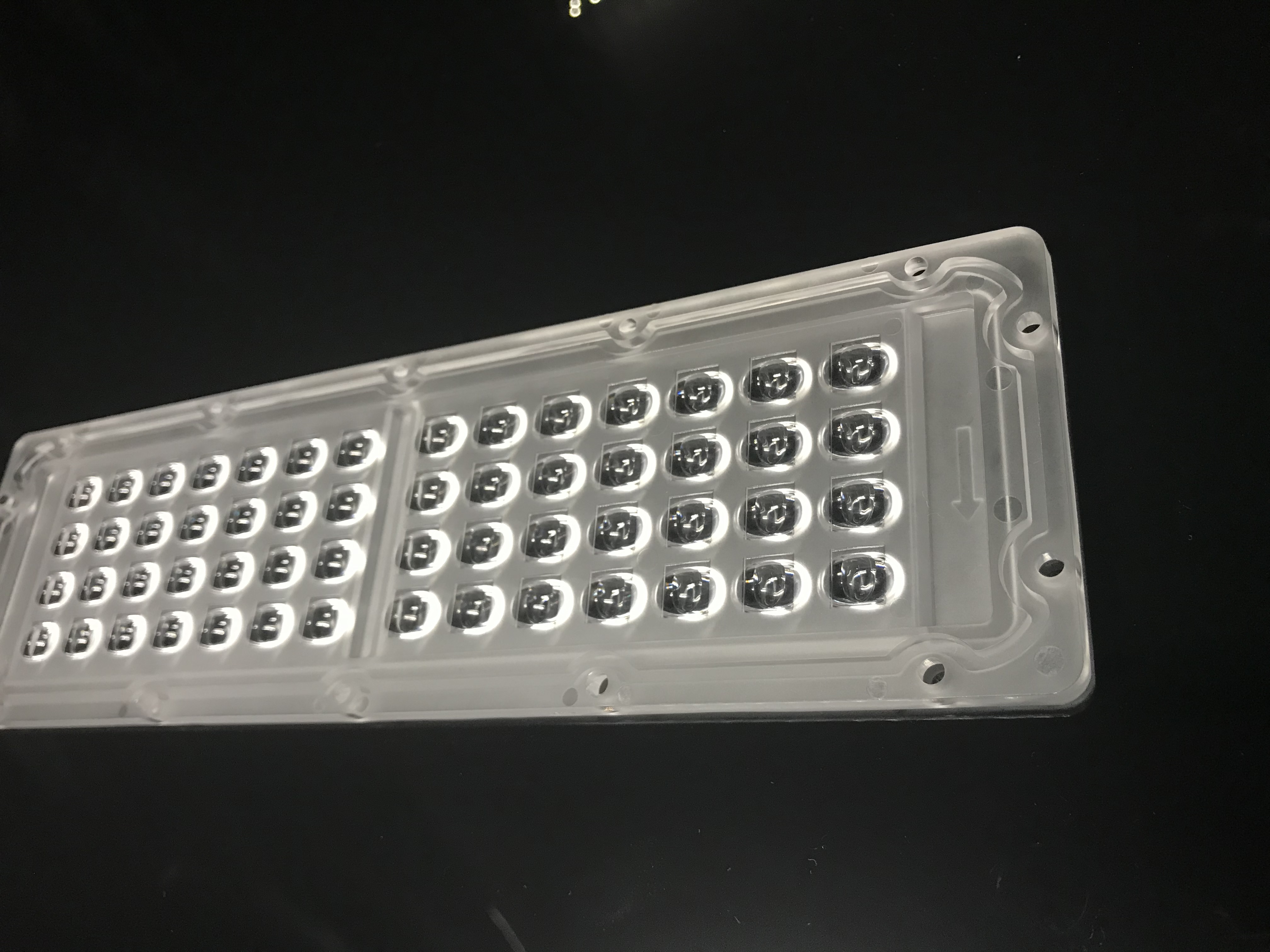 250x74-56H1 Street Light Lens-60×160°