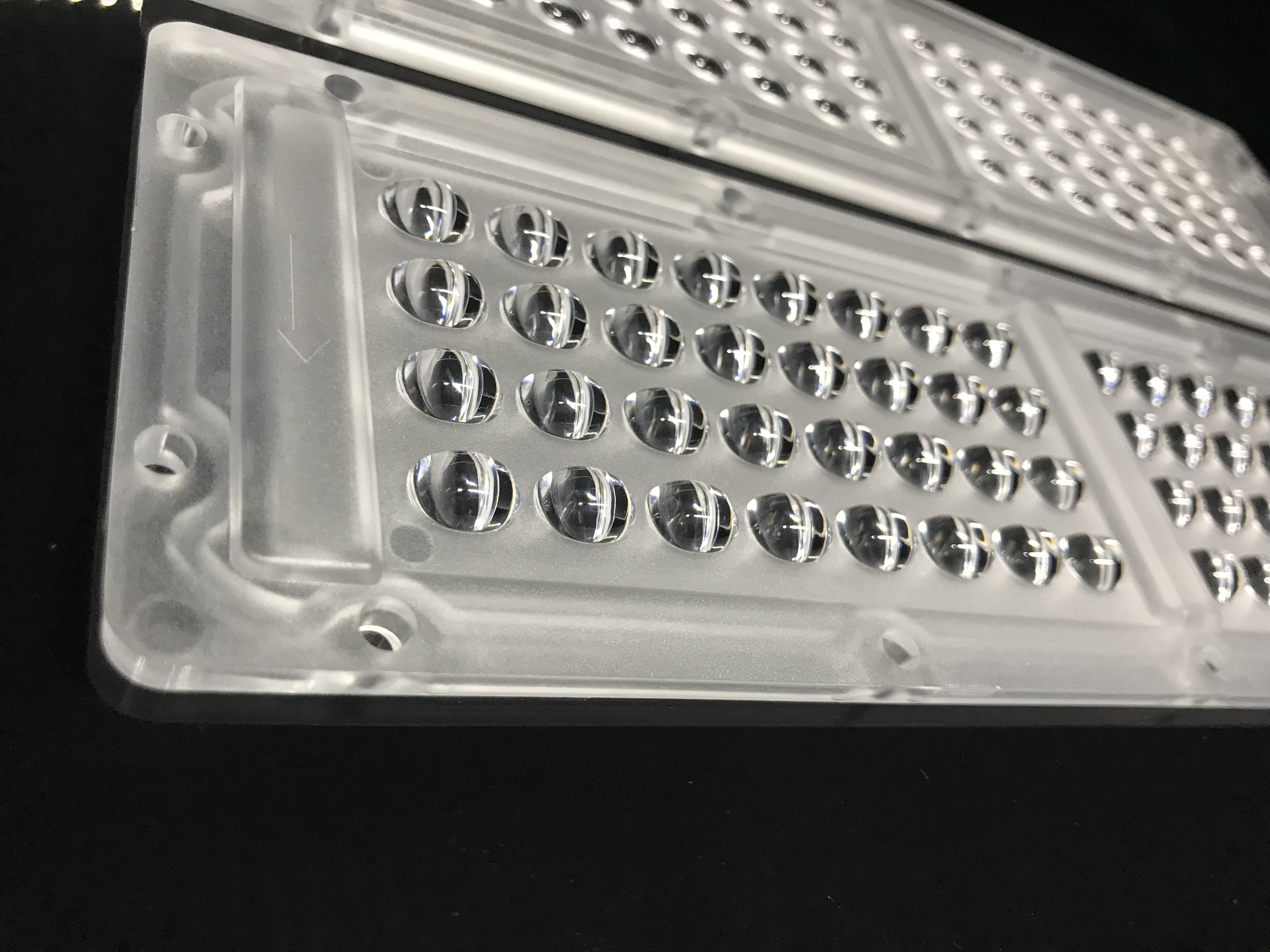 250x74-64H1 Flood Light Lens-60°
